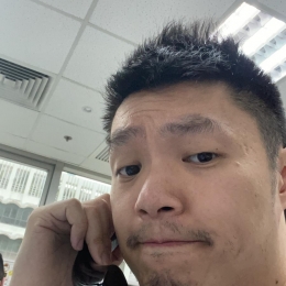 謝逸朗