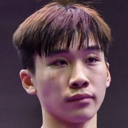 D374EE4A-D89A-470E-B50B-4F4BF502D9AC